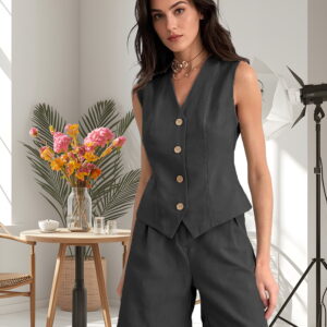 Cozy Linen Two-Piece – Women’s Summer Vest & Shorts Outfit